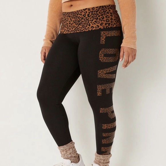 Victoria's Secret PINK Leopard Print Set - Picture 3 of 12